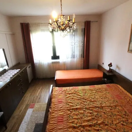 Apartment Vera *